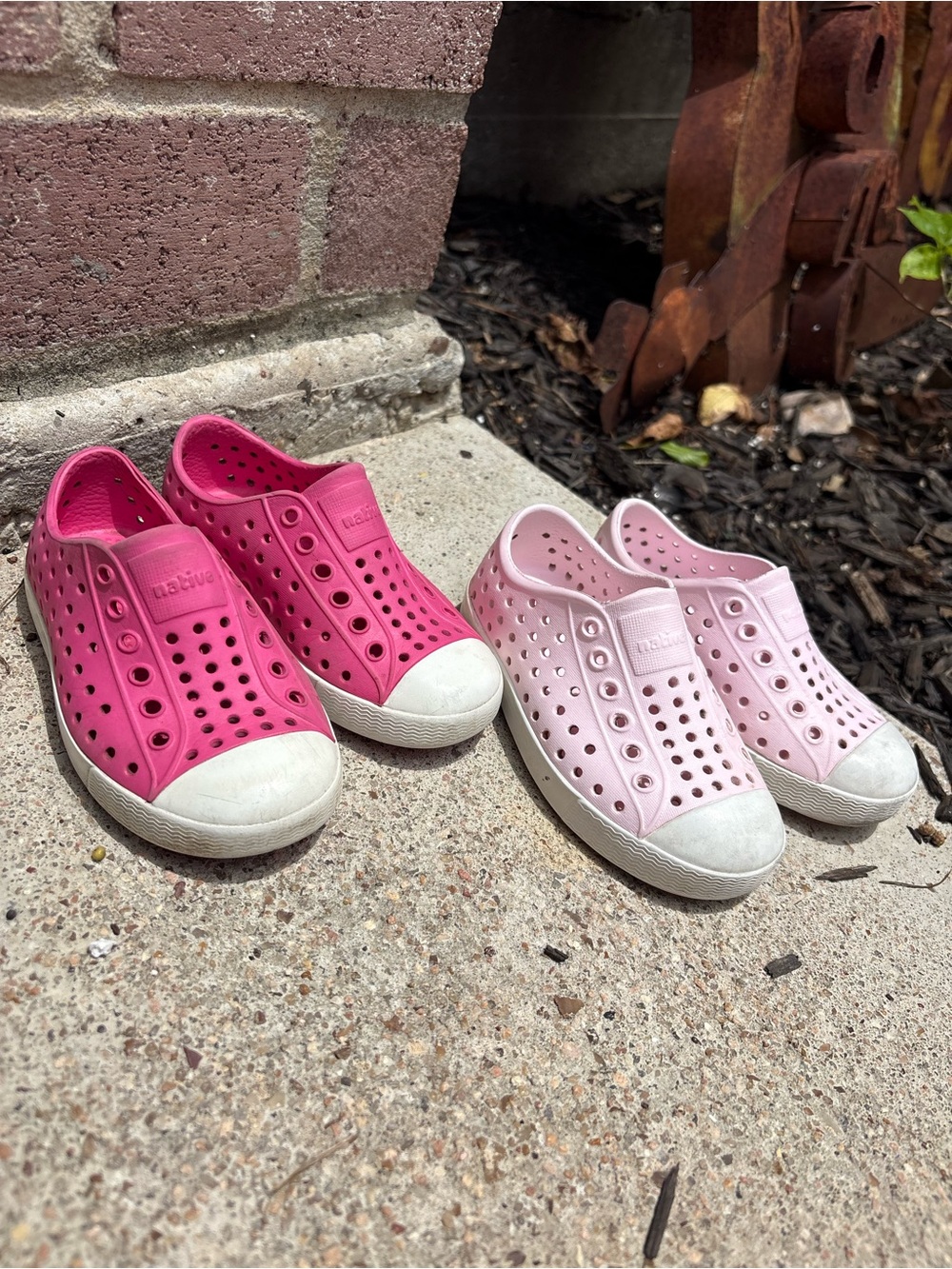 Native Kids Water Shoes Slip-Ons in Hot Pink & Light Pink